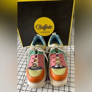 Buffalo London pride rainbow leather platform sneakers size 6.5